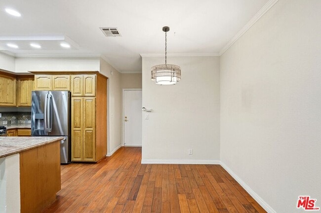 Building Photo - 2406 Aviation Blvd