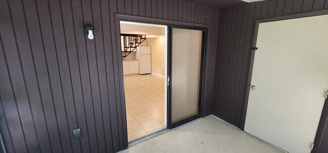 Building Photo - 7206 Cypress Dr