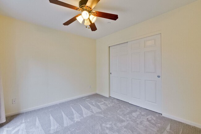 Building Photo - Modern Communication Hill Townhome | Panoramic Mountain Views