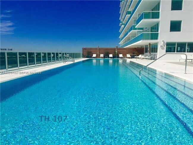 Building Photo - 400 Sunny Isles Blvd