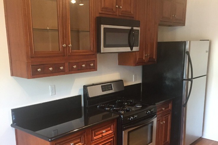 Kitchen - 7156 Lexington Ave