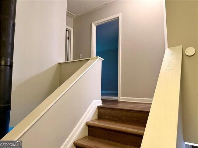 Building Photo - 1059 Mariners Dr