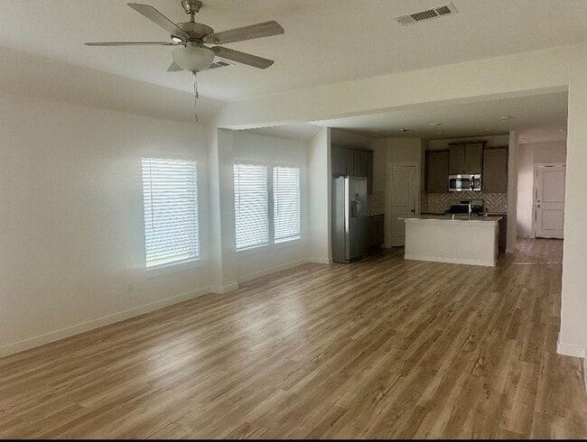 Building Photo - 19192 Cedar Lennox Cir