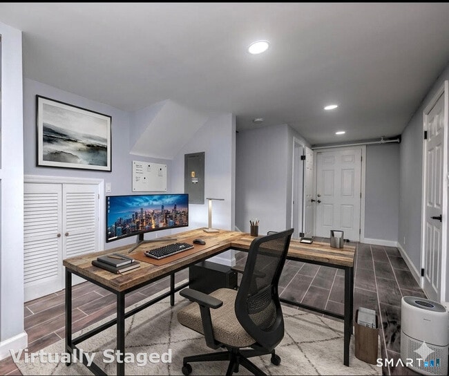 Building Photo - 206 Bridgeview Pl