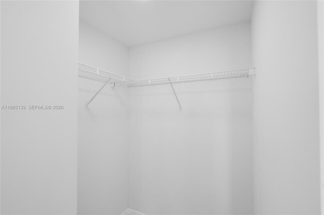 Building Photo - 1861 NW S River Dr