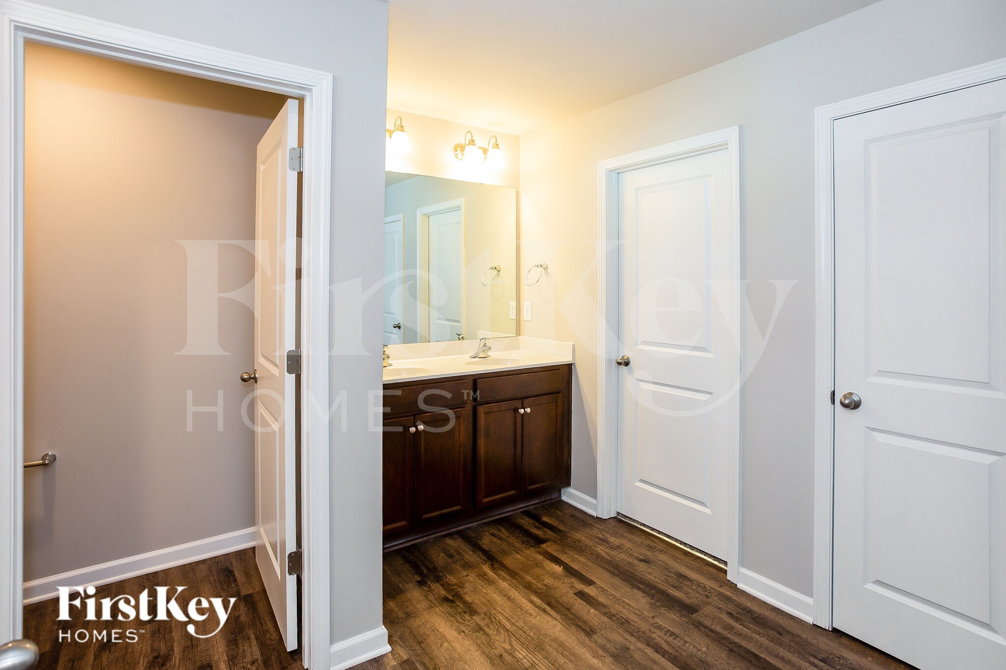 Building Photo - 10724 Rivergate Dr NW