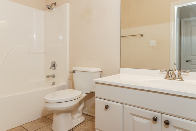 Building Photo - 107 Inverness Cove