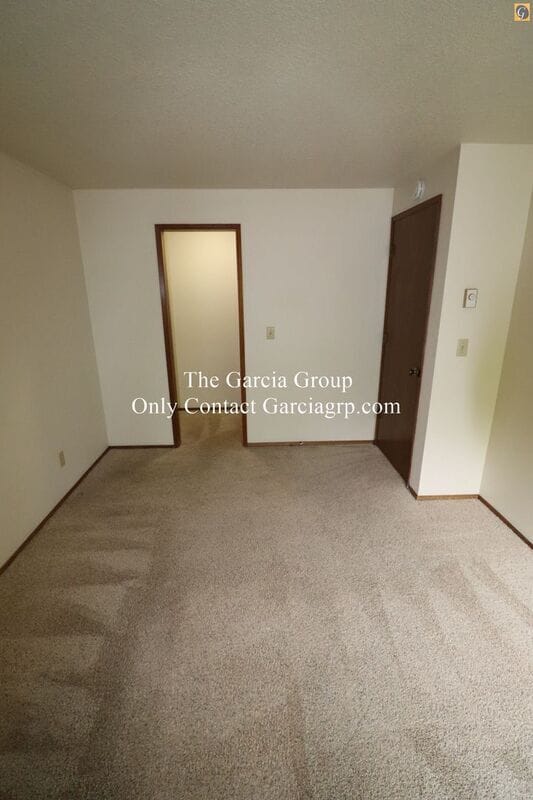 Building Photo - 10630 SW 49th Ave
