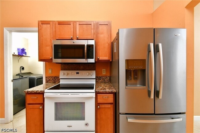 Building Photo - 3409 16th St W