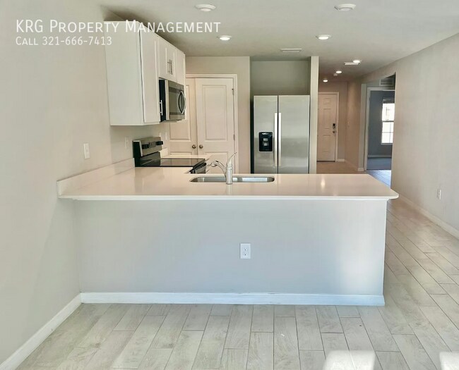 Building Photo - 5029 S Rosebud Cir