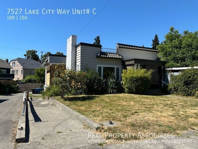 Building Photo - 7527 Lake City Way NE