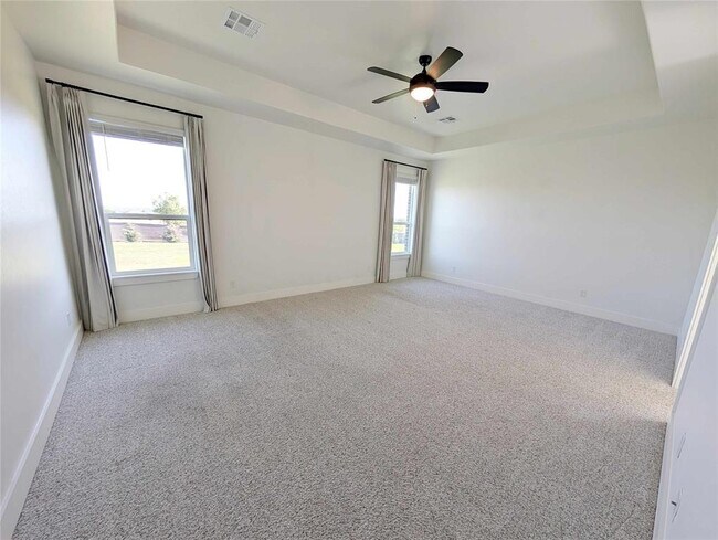 Building Photo - 2260 Jackson Ln