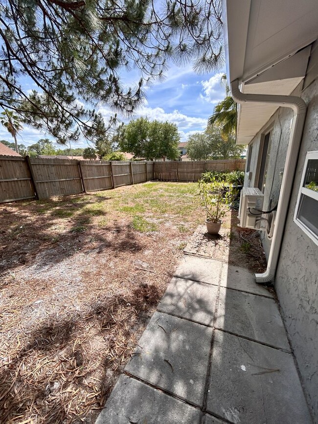 Building Photo - **2/2 Hidden Lakes Villa/ Sanford**