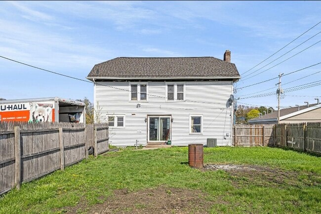 Building Photo - 17 N 20th St