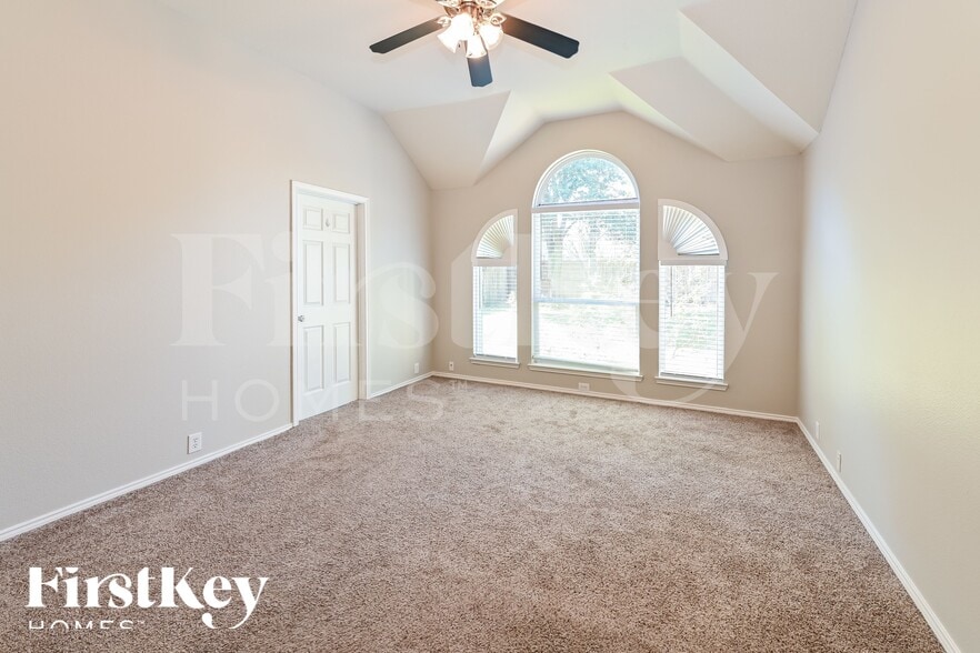 Building Photo - 3302 Thorpeshire Ct