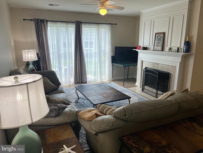 Building Photo - 1122 Huntmaster Terrace NE