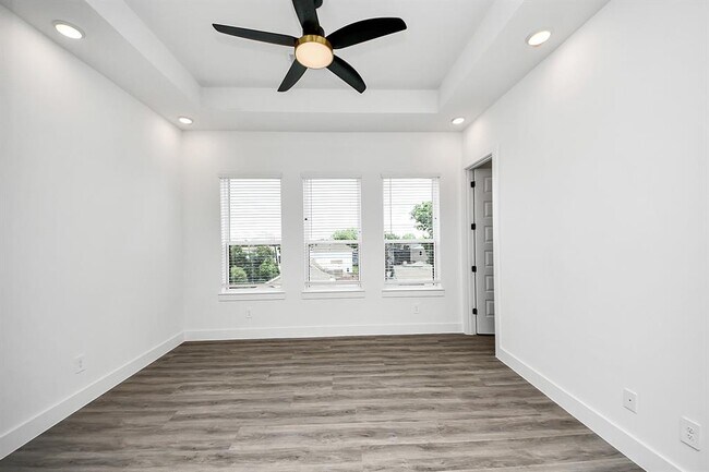 Building Photo - 3604 Runnels St