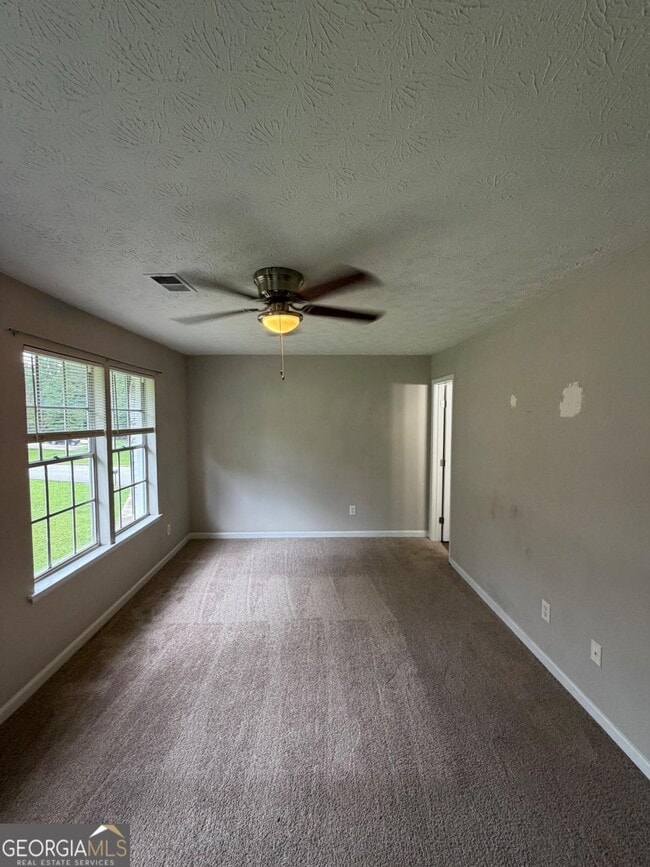 Building Photo - 8513 Pineland Dr