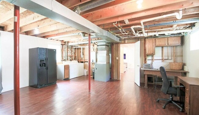 Building Photo - 1549 11th St S
