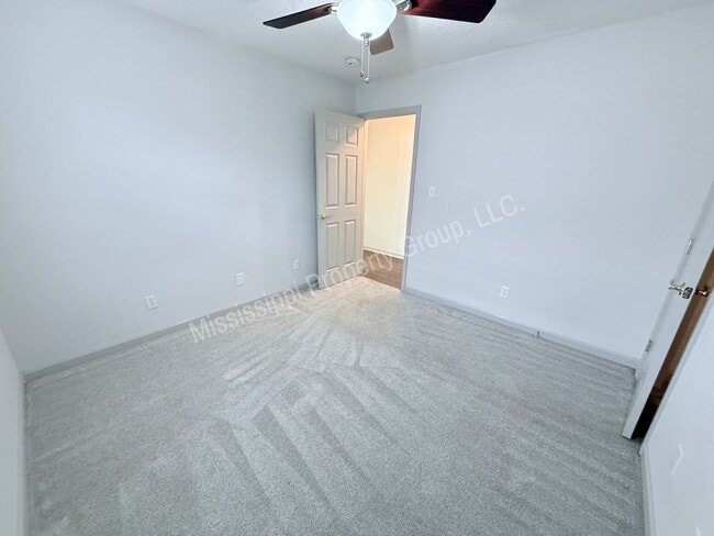 Building Photo - 3BR/2BA Home For Rent