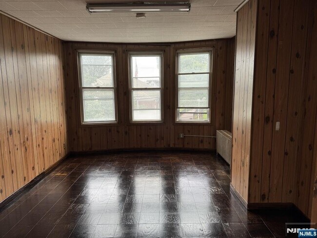 Building Photo - 424-426 Harrison Ave-424-426