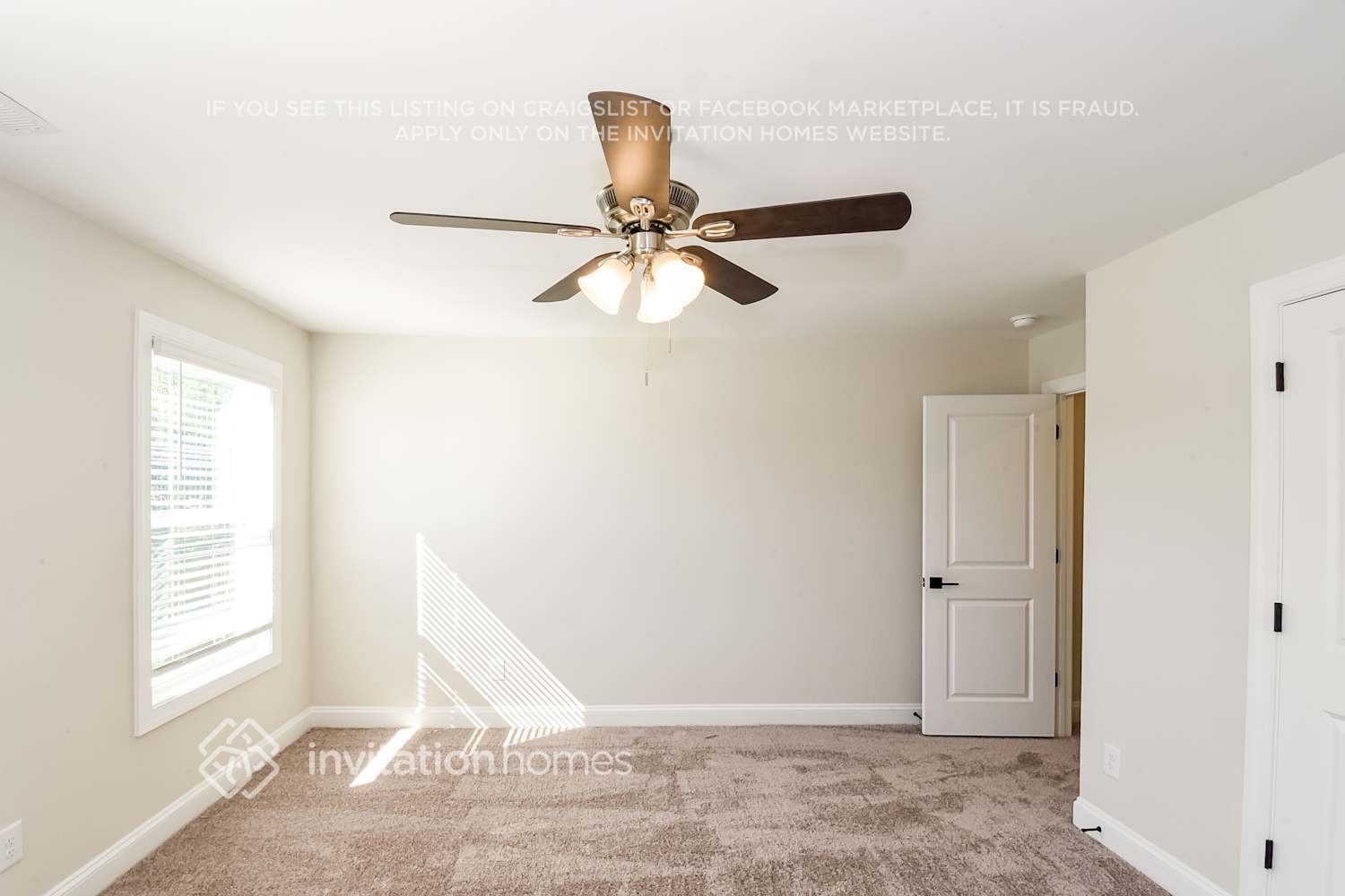 Building Photo - 411 Azalea Gaze Dr