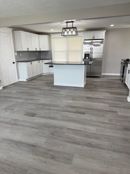 Building Photo - 1760 Shoshoni Dr