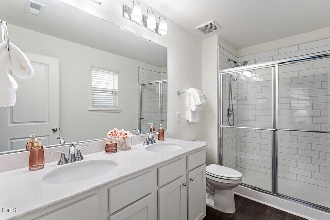 Building Photo - 441 Hacksaw Trl