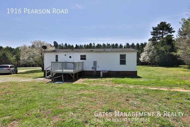 Building Photo - 1916 Pearson Rd