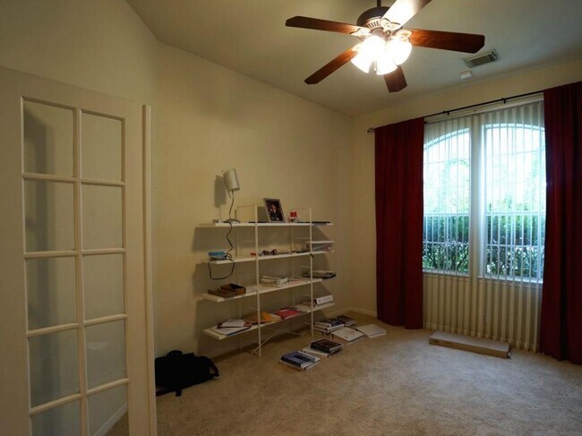Building Photo - 3224 Burks Ln