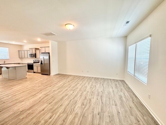 Building Photo - 3BD/2.5 bath townhome minutes from I- 85 and historic downtown MOVE IN SPECIAL