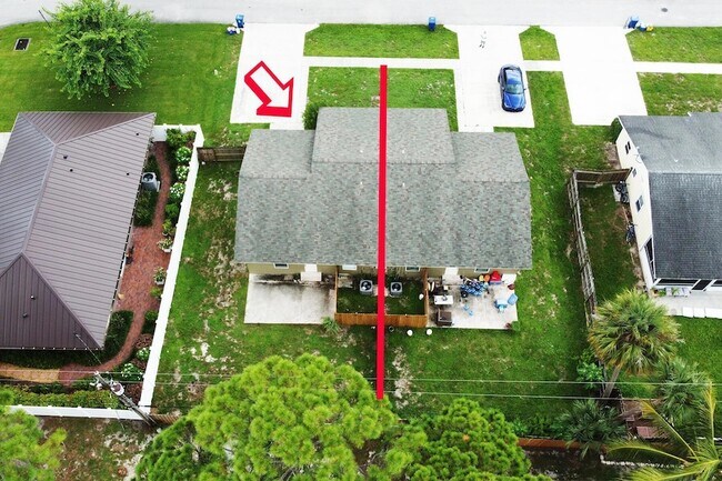 Building Photo - 6171 Heather St