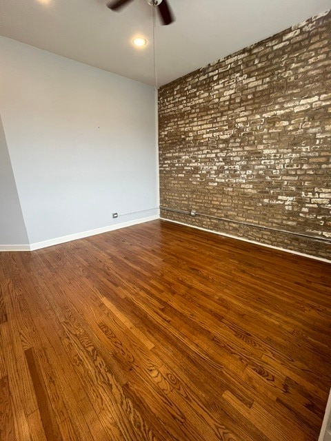 Building Photo - 2840 W Addison St