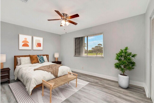 Building Photo - 1ST Floor FULLy Renovated * Garage Parking...