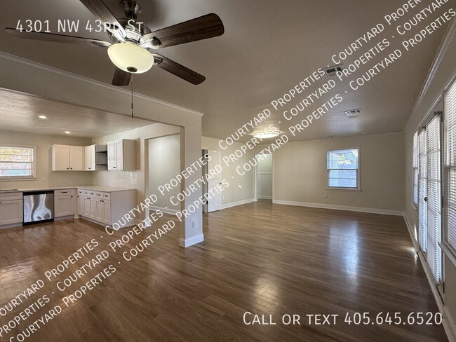 Building Photo - 4301 NW 43rd St