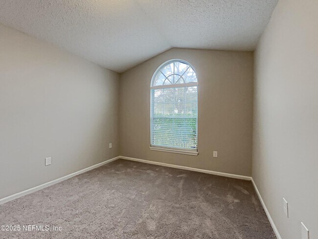 Building Photo - 6075 Scenic Meadow Ln