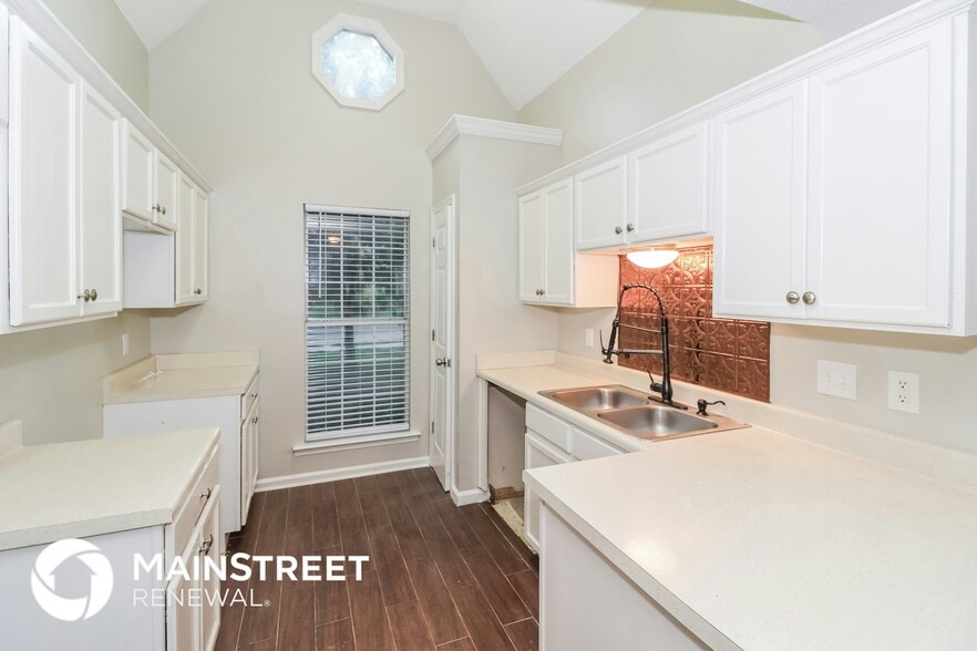 Building Photo - 1424 Marhill Cove