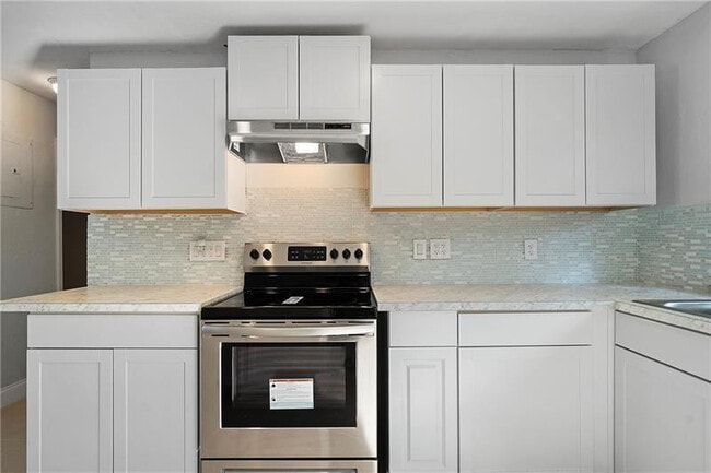 Building Photo - 1598 NE 36th St