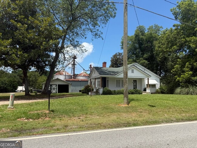 Primary Photo - 177 N Forest Ave