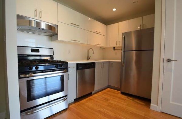 Building Photo - 278 6th St