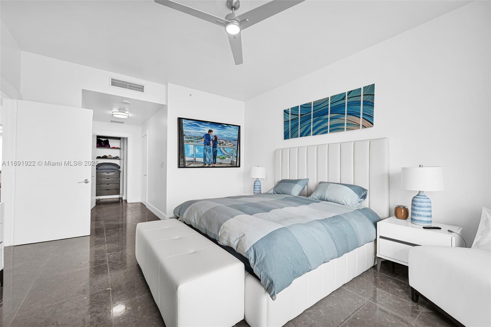 Building Photo - 900 Biscayne Blvd