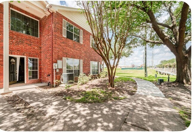 Building Photo - 13674 Garden Grove Ct