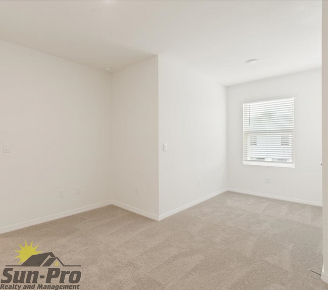 Building Photo - 113 Maya Wy