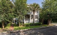 Building Photo - 2 Battery Point Ln