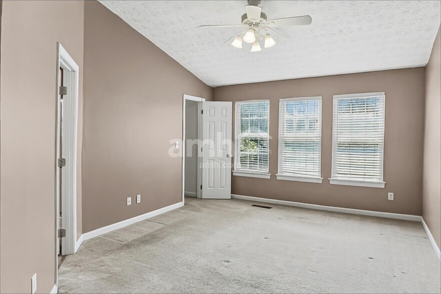 Building Photo - 3837 Brushy Ridge Way