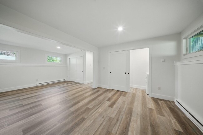 Building Photo - 30 Doe Rd