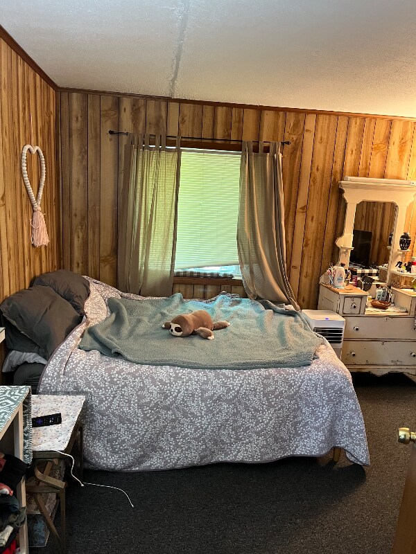 Building Photo - 80 Riverside Dr