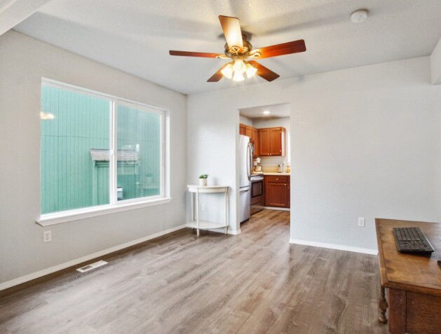 Building Photo - Beautiful 3 BD- 2.5BA Home in Spanaway!