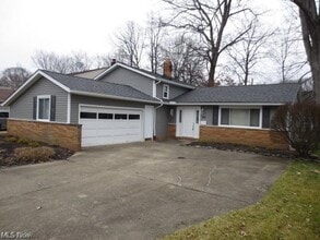 Building Photo - 6593 Forest Glen Ave