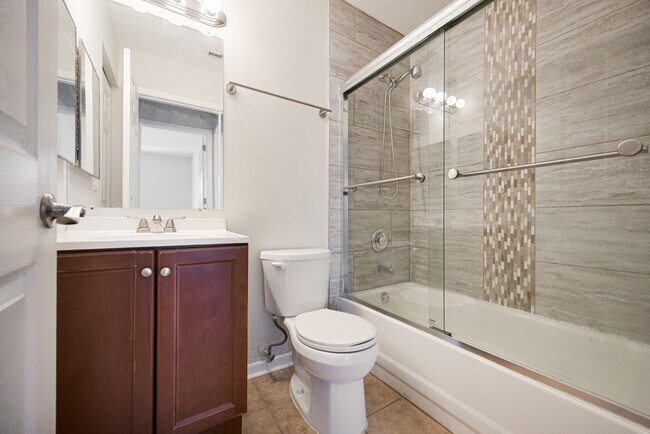 Building Photo - 93 N Victoria Ln